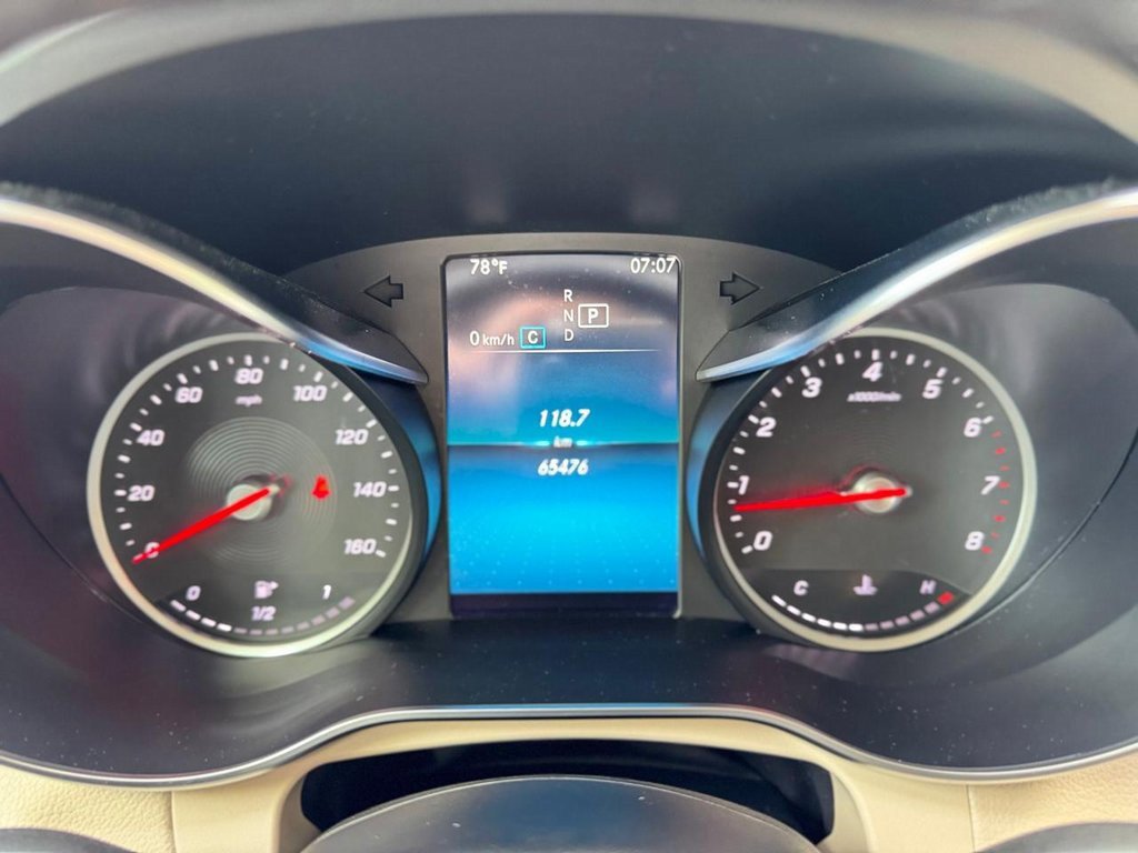 Used 2021 Mercedes-Benz GLC 300 4MATIC image 14