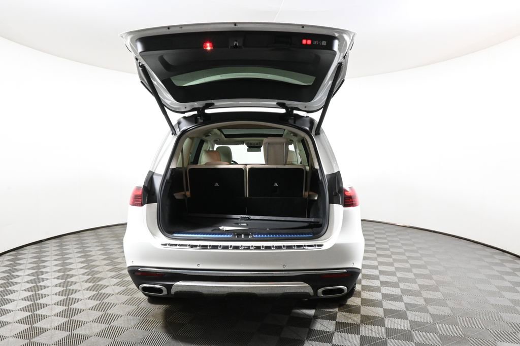 Used 2026 Mercedes-Benz GLS 450 4MATIC image 39