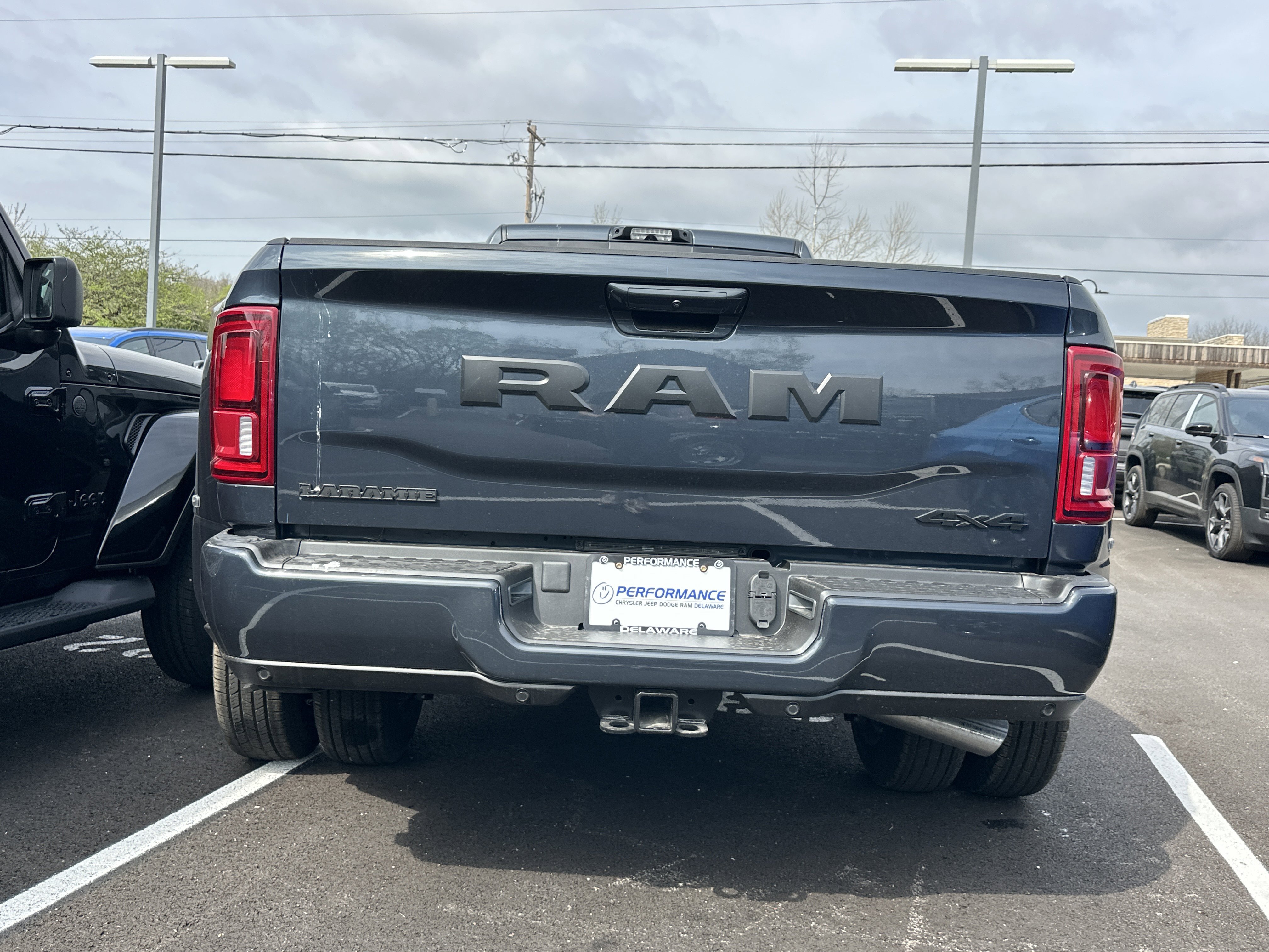 New 2026 RAM 3500 Laramie AWD/4WD image 18