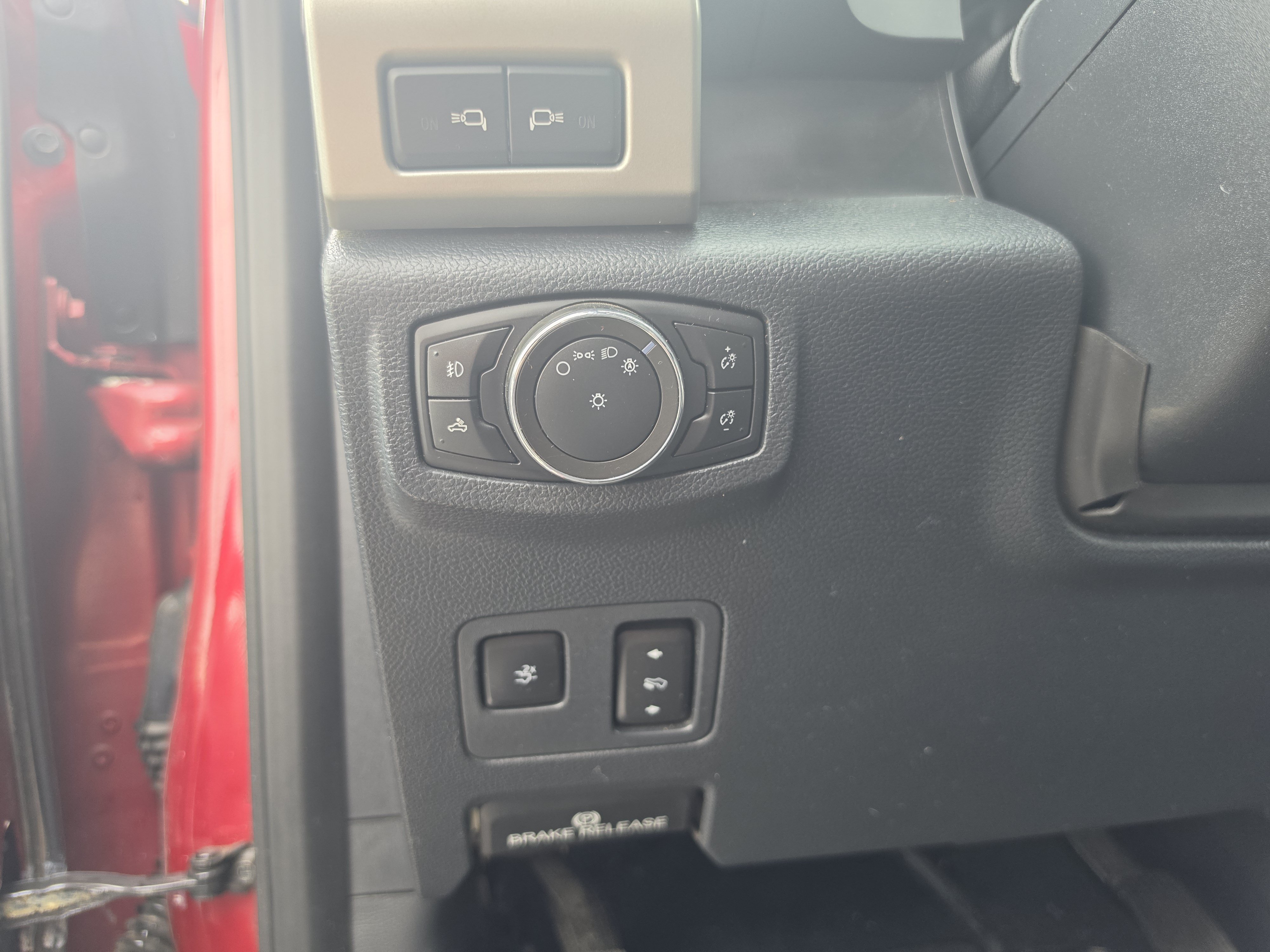 Used 2022 Ford F350 Lariat w/ Lariat Ultimate Package AWD/4WD image 19