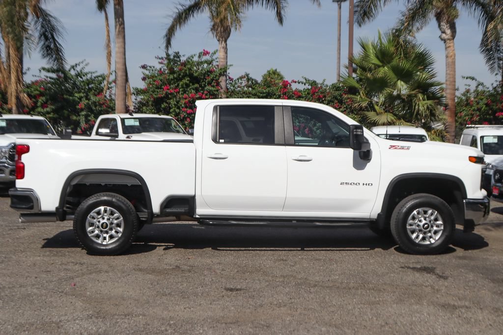Used 2025 Chevrolet Silverado 2500 LT AWD/4WD image 11