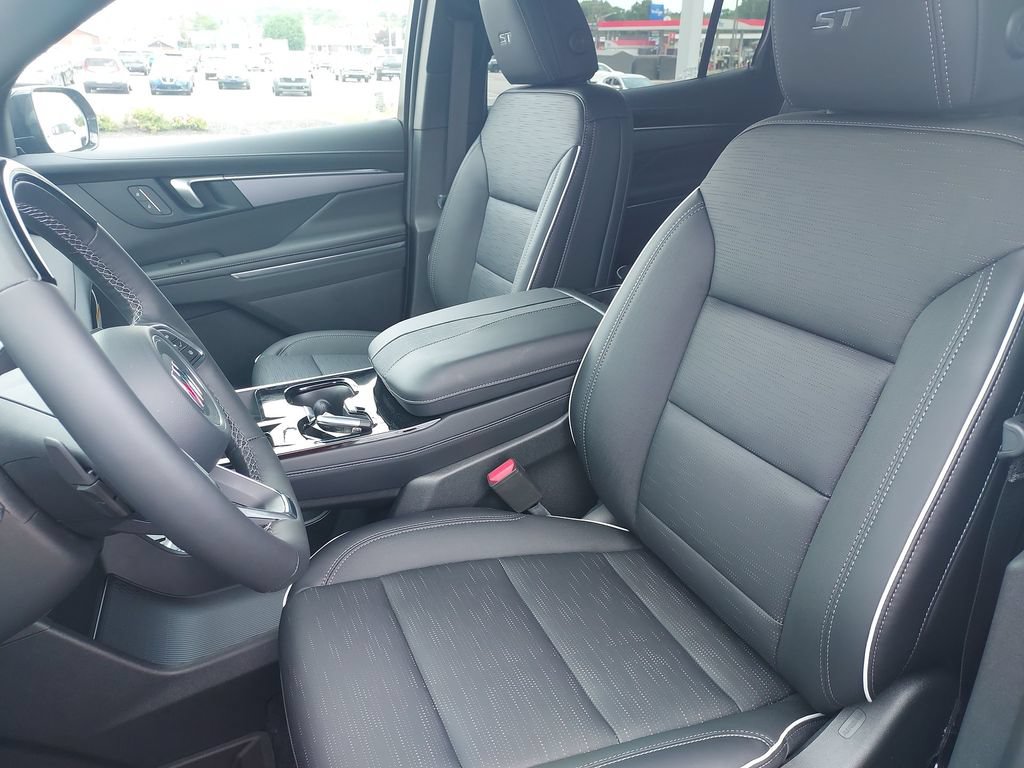 New 2026 Buick Enclave Sport Touring w/ Super Cruise Package FWD image 17