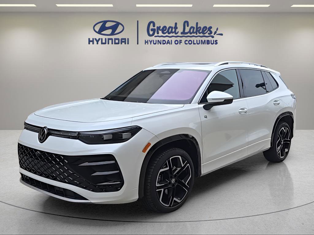 Used 2025 Volkswagen Tiguan SEL R-Line AWD/4WD image 1