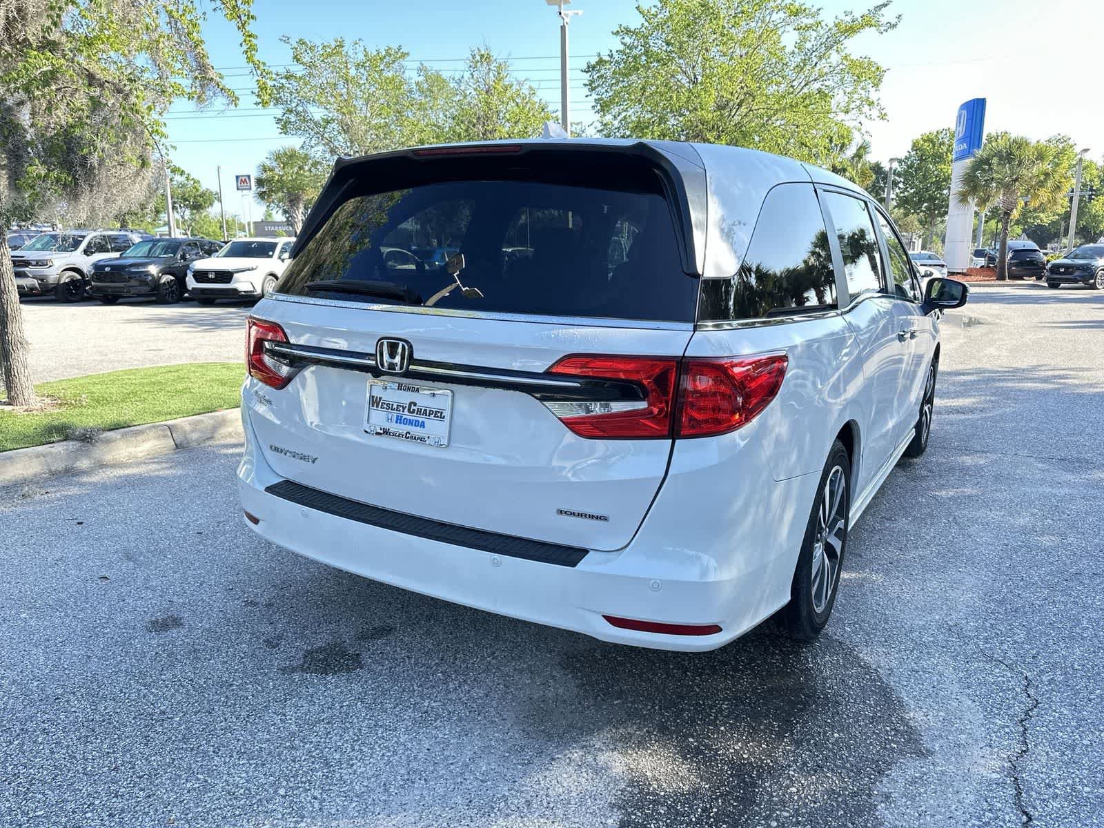 Used 2024 Honda Odyssey Touring image 6