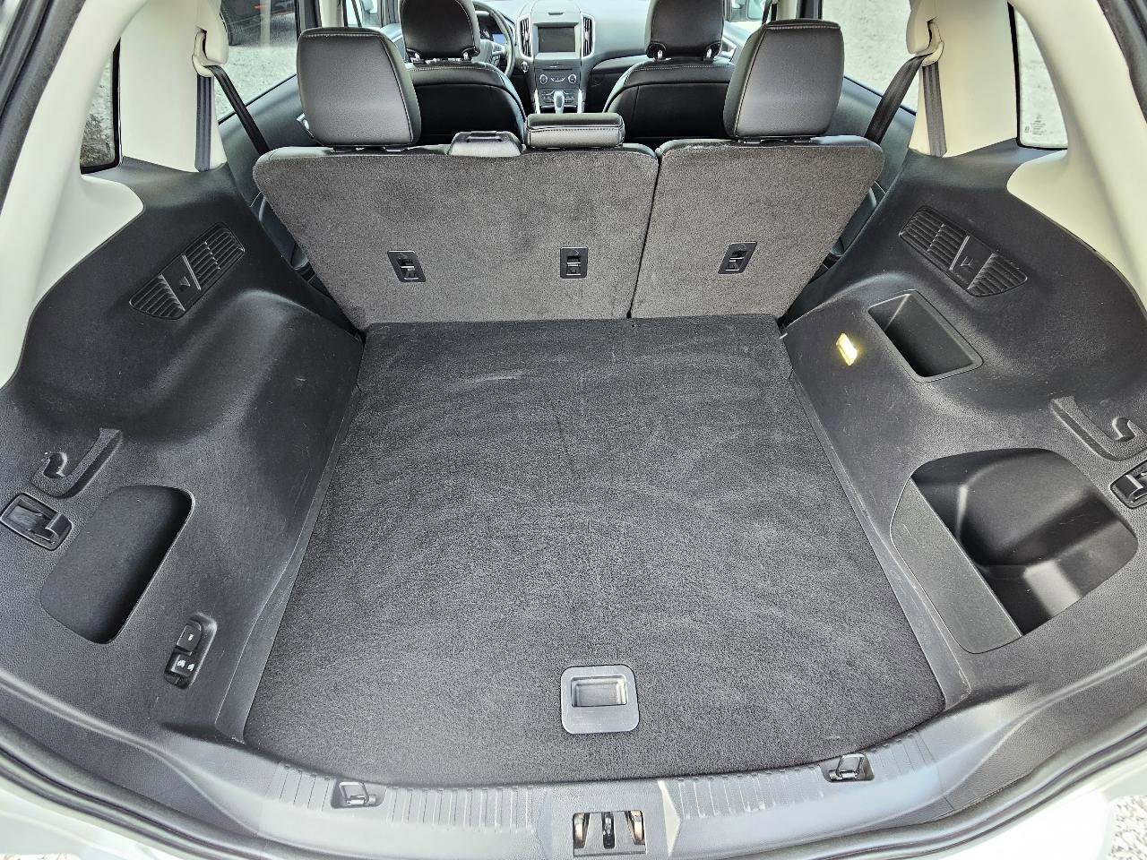 Used 2015 Ford Edge SEL w/ Equipment Group 201A image 23