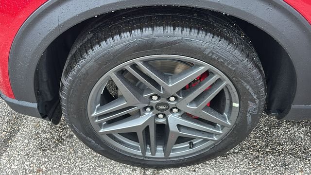 New 2026 Ford Explorer ST AWD/4WD image 32