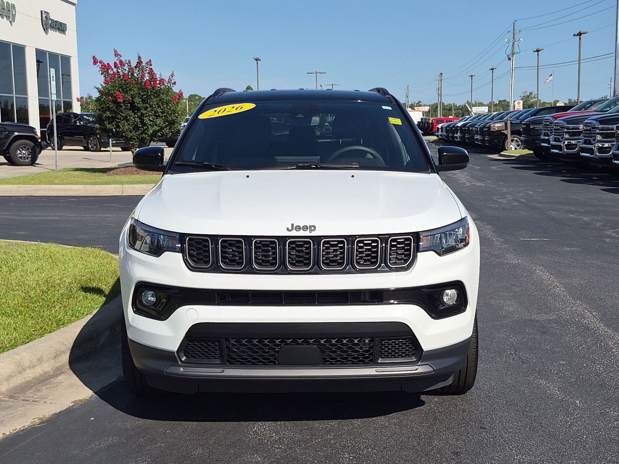 Used 2026 Jeep Compass Limited AWD/4WD image 2
