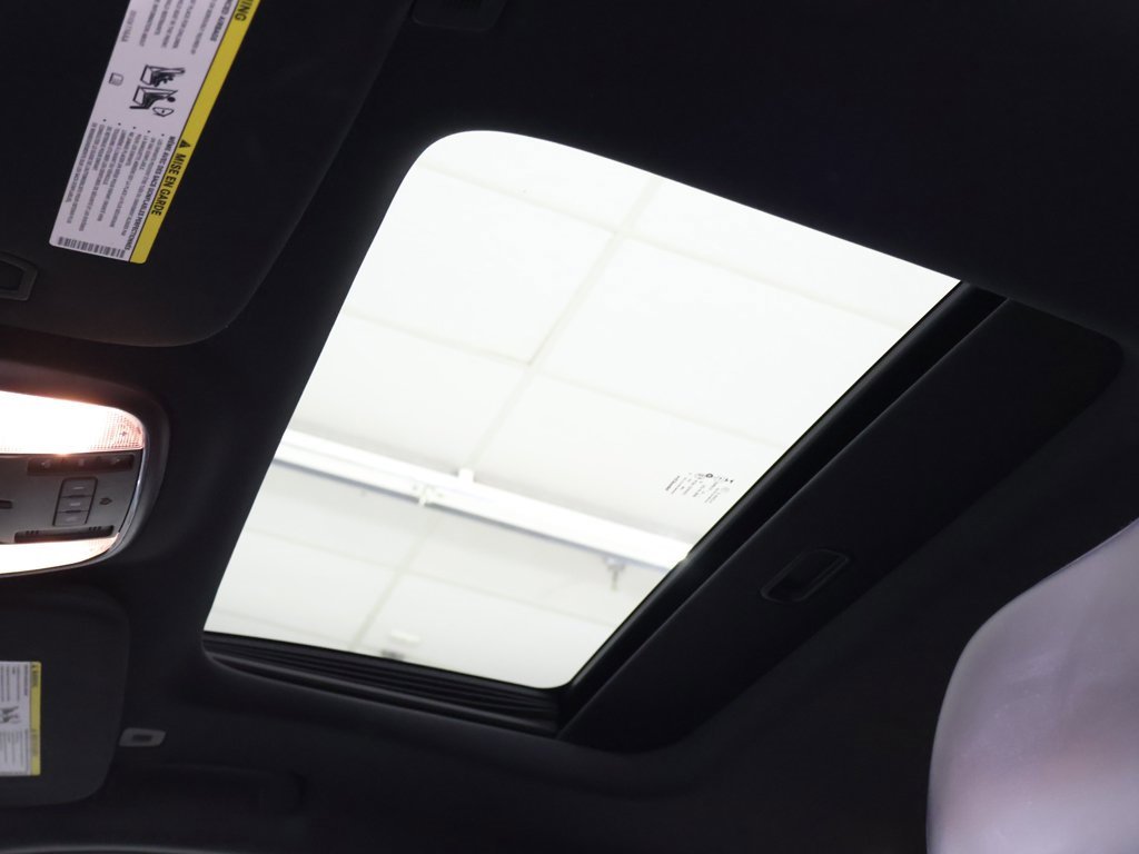 Used 2017 Jeep Grand Cherokee Altitude image 20