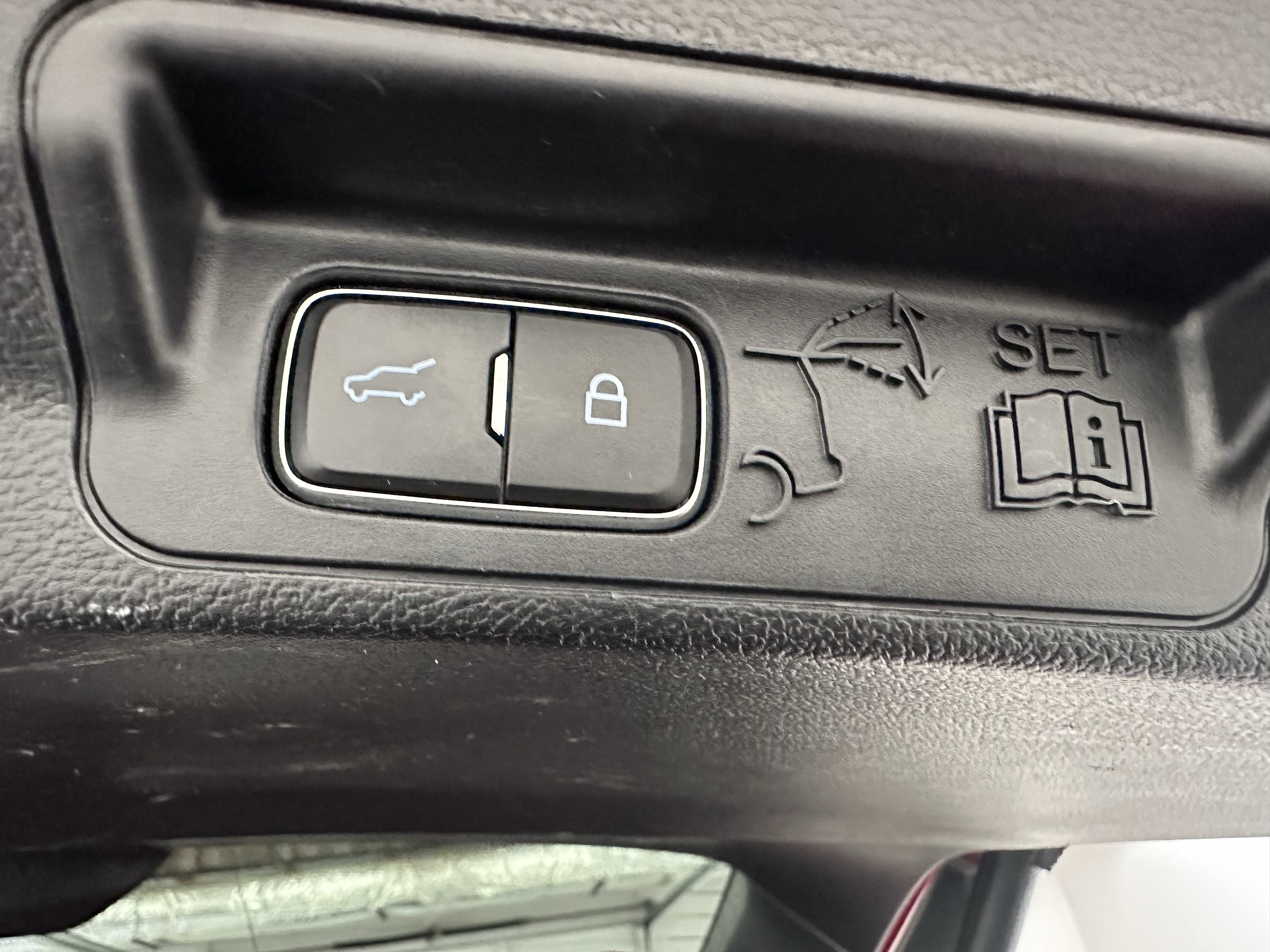 Used 2020 Ford Explorer ST w/ ST Street Pack image 29