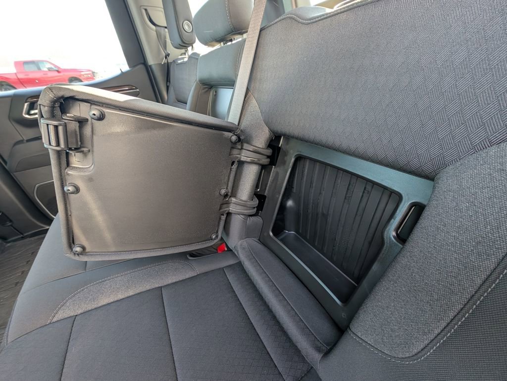 Used 2023 GMC Sierra 1500 Elevation image 17