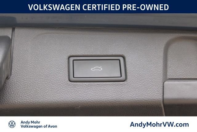 Used 2023 Volkswagen Atlas SEL R-Line AWD/4WD image 13