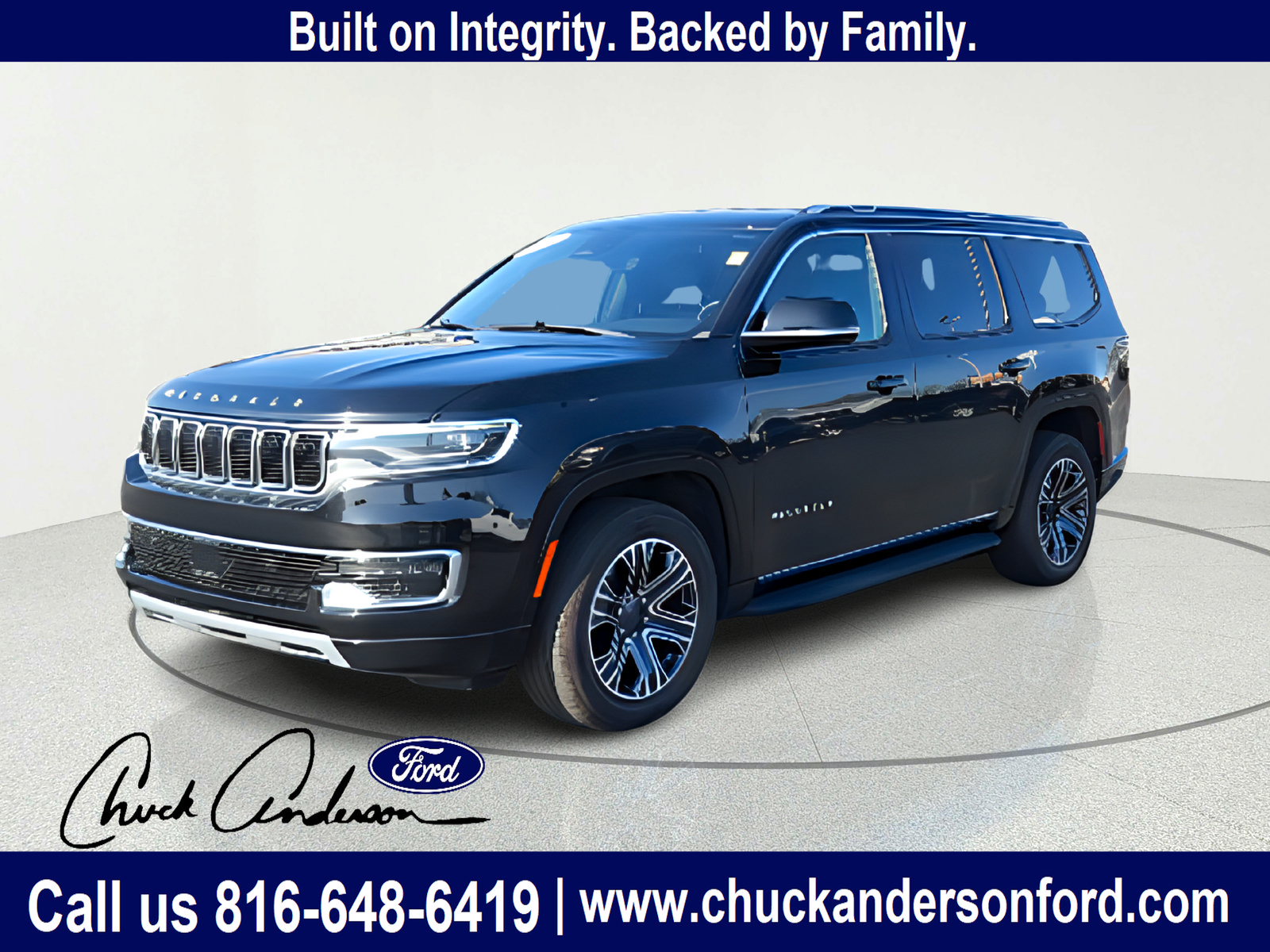 Used 2023 Jeep Wagoneer Series II AWD/4WD image 2