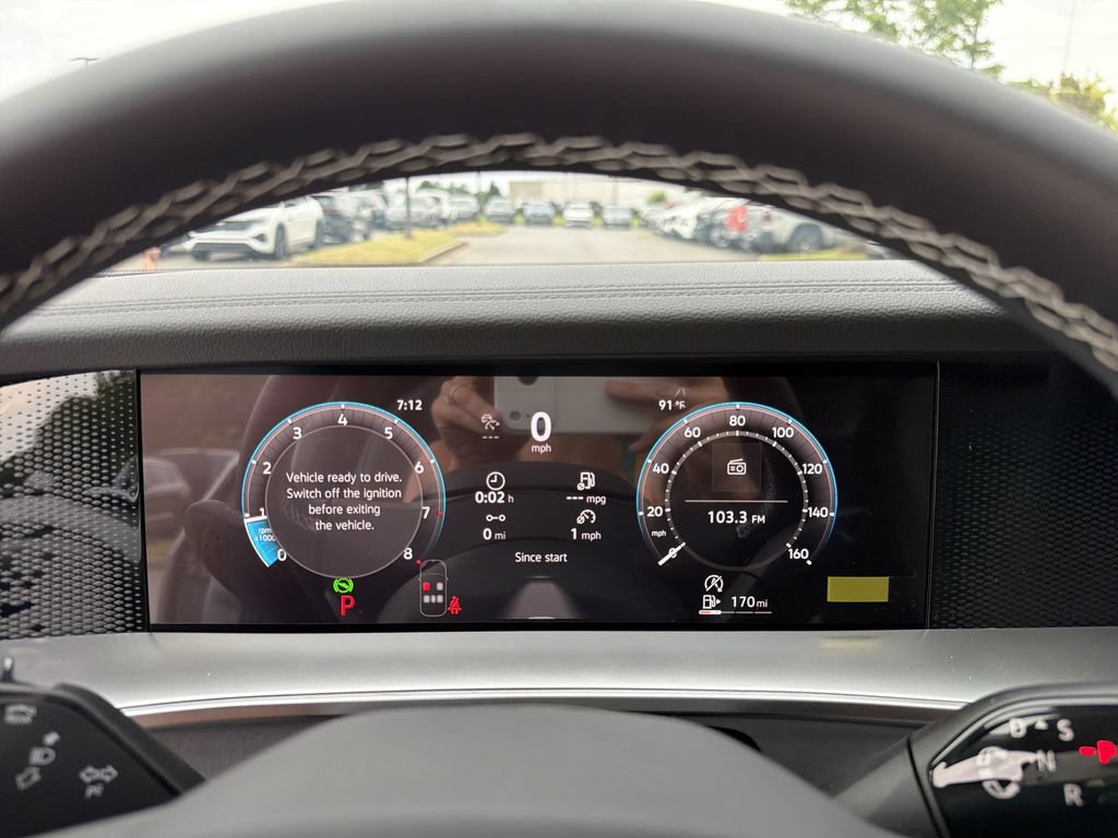 New 2026 Volkswagen Tiguan SE FWD image 27