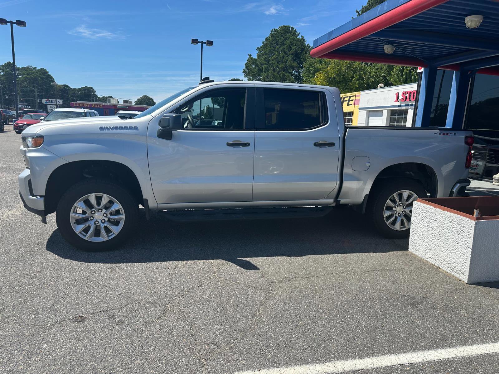 Used 2019 Chevrolet Silverado 1500 Custom w/ Custom Value Package image 9