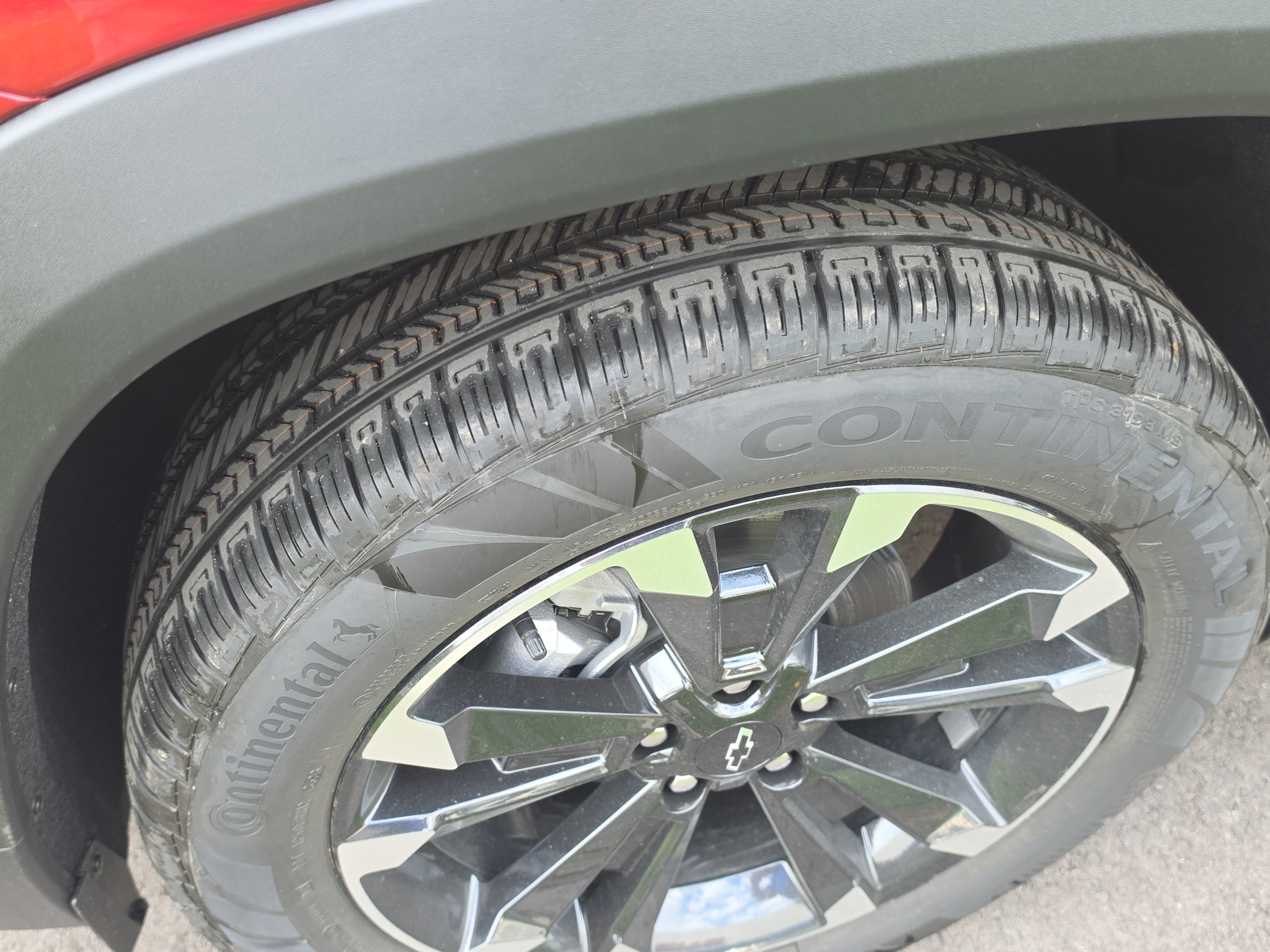 New 2027 Chevrolet Equinox RS AWD/4WD image 11