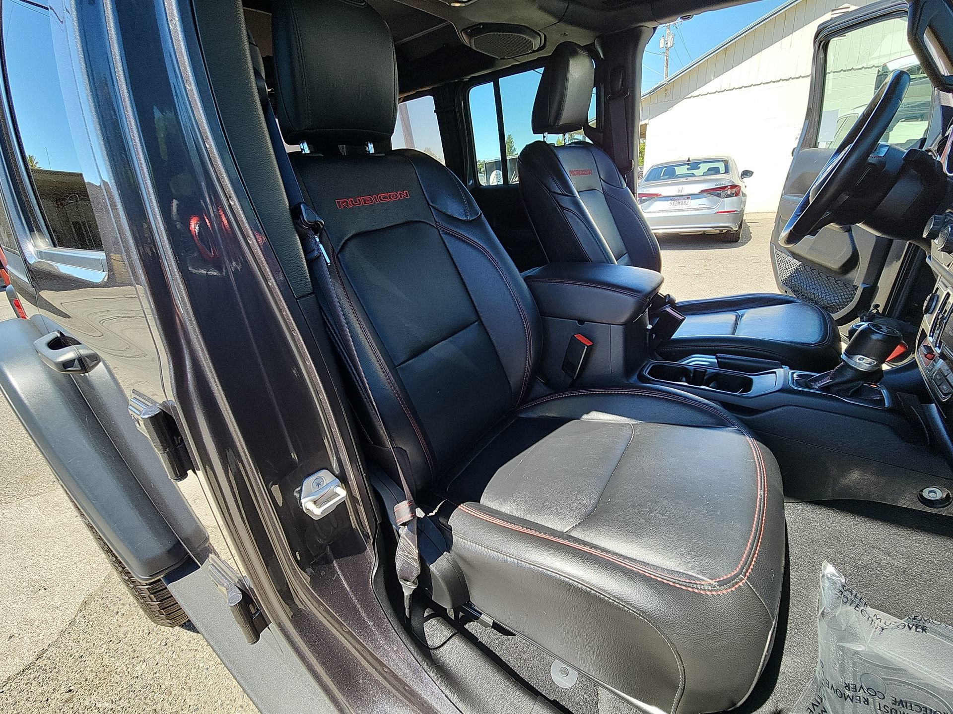 Used 2021 Jeep Wrangler Unlimited Rubicon AWD/4WD image 25