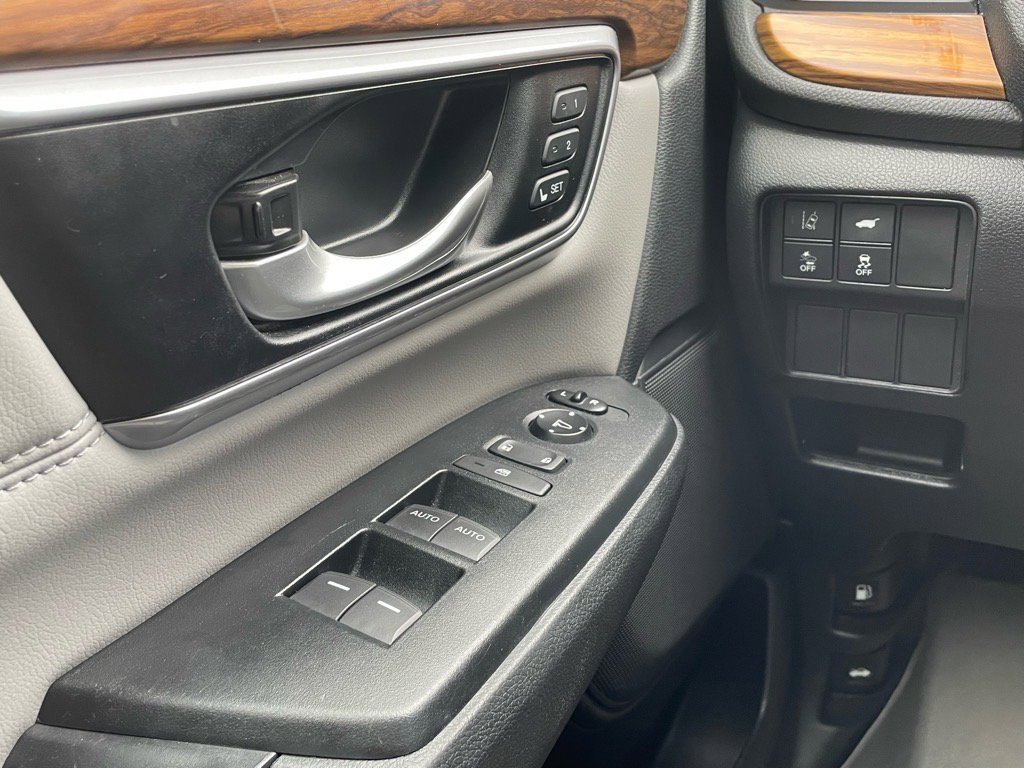 Used 2018 Honda CR-V EX-L image 17