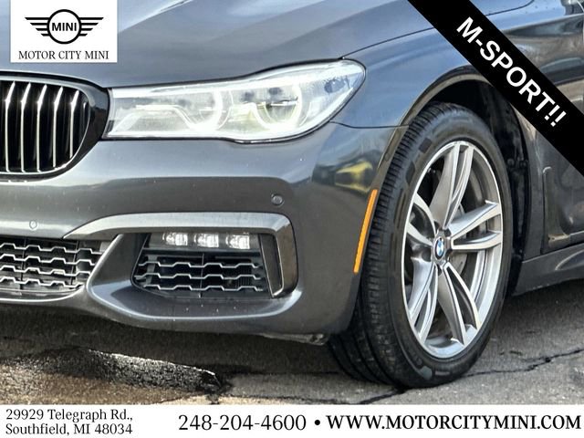 Used 2019 BMW 750i xDrive w/ M Sport Package image 10