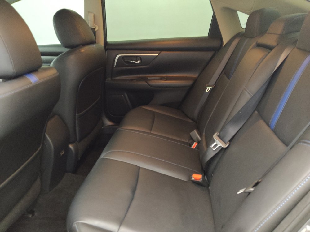 Used 2018 Nissan Altima 2.5 SR w/ SR Special Edition image 18