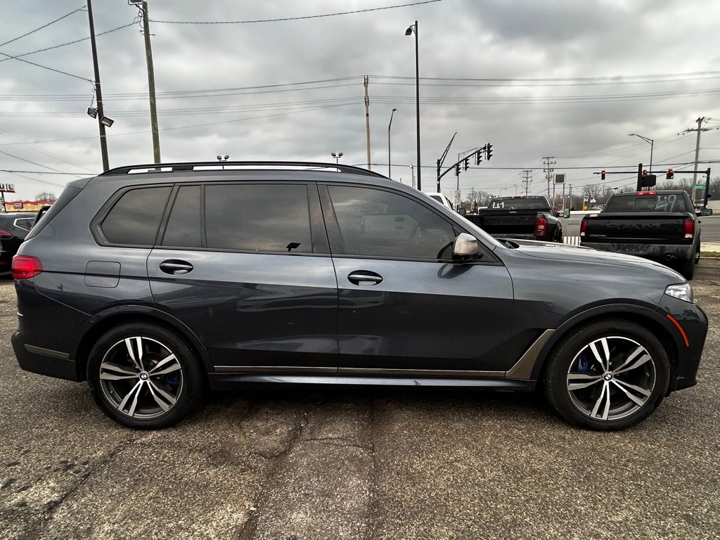 Used 2020 BMW X7 M50i w/ Dynamic Handling Package image 7