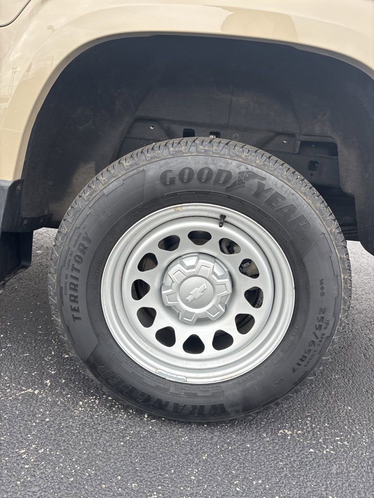 Used 2024 Chevrolet Colorado W/T image 15