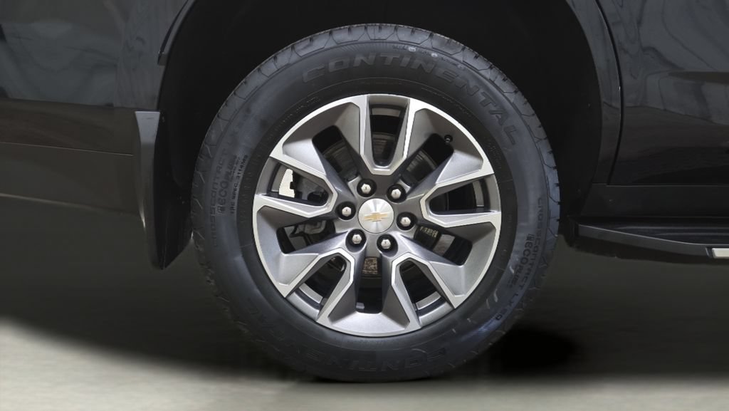 Used 2024 Chevrolet Tahoe LS w/ Driver Alert Package AWD/4WD image 32