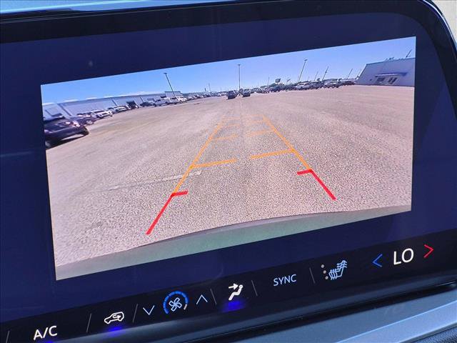 New 2027 Chevrolet Traverse LT FWD image 11
