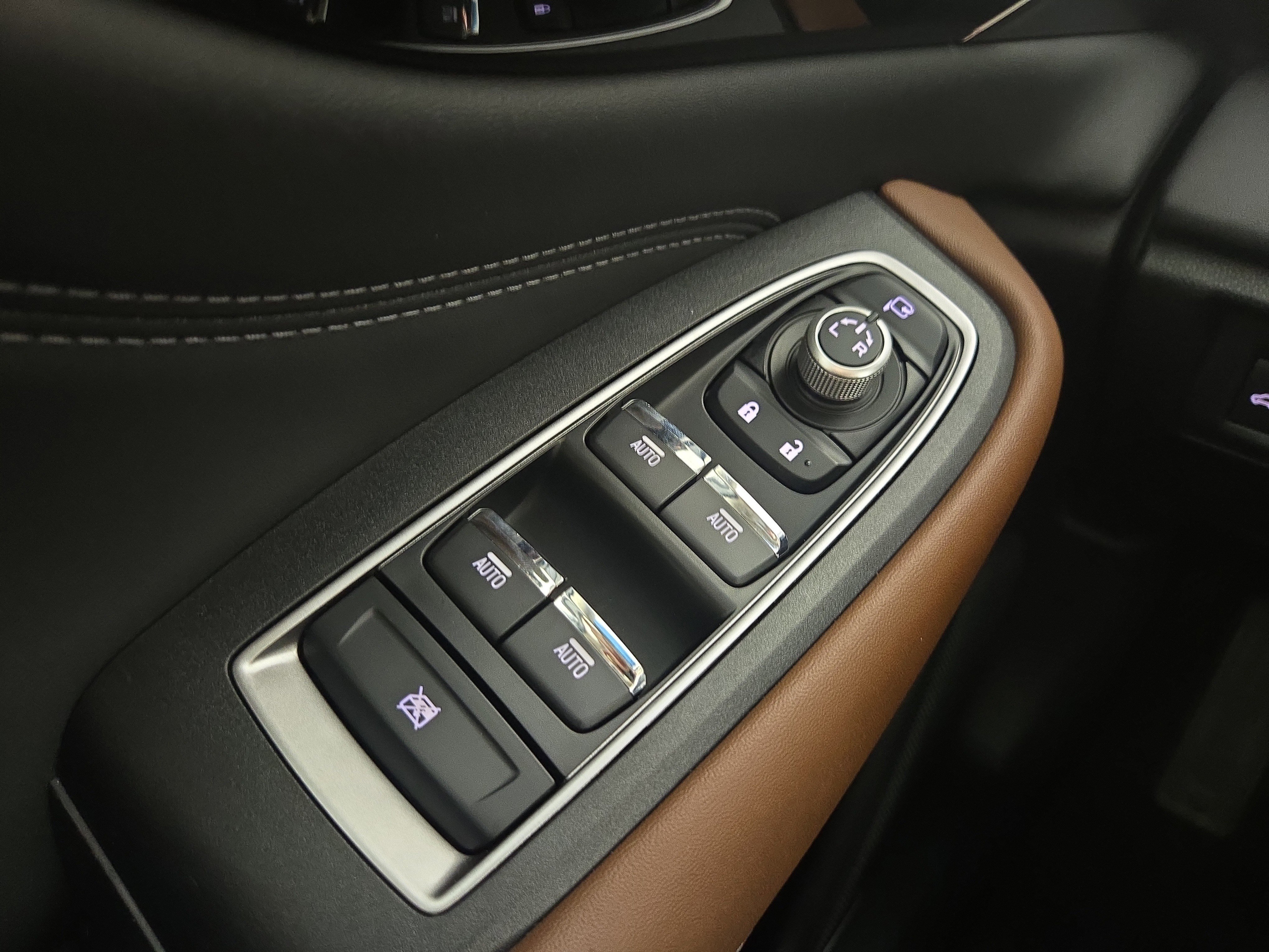 Used 2020 Subaru Outback Touring image 32