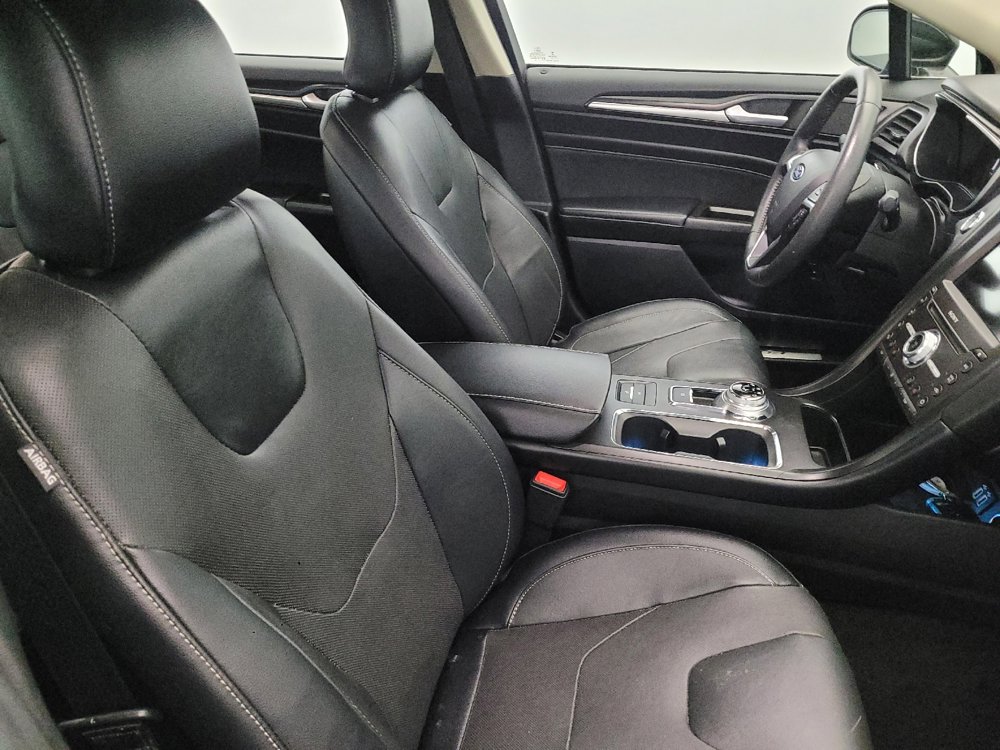 Used 2019 Ford Fusion Energi Titanium image 21