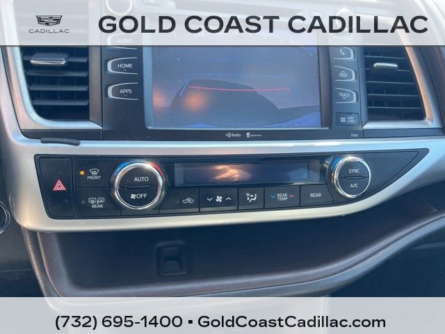 Used 2015 Toyota Highlander XLE AWD/4WD image 22