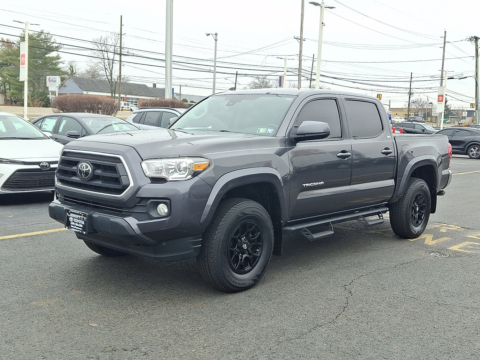 Used 2020 Toyota Tacoma SR5 image 3