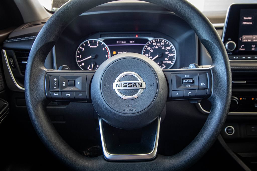 Used 2021 Nissan Rogue S image 33