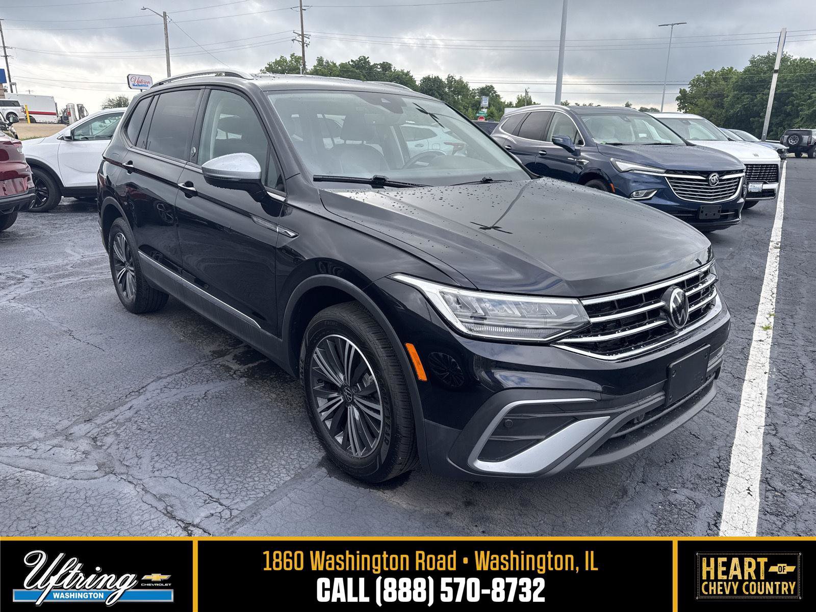 Used 2024 Volkswagen Tiguan Wolfsburg Edition AWD/4WD image 1