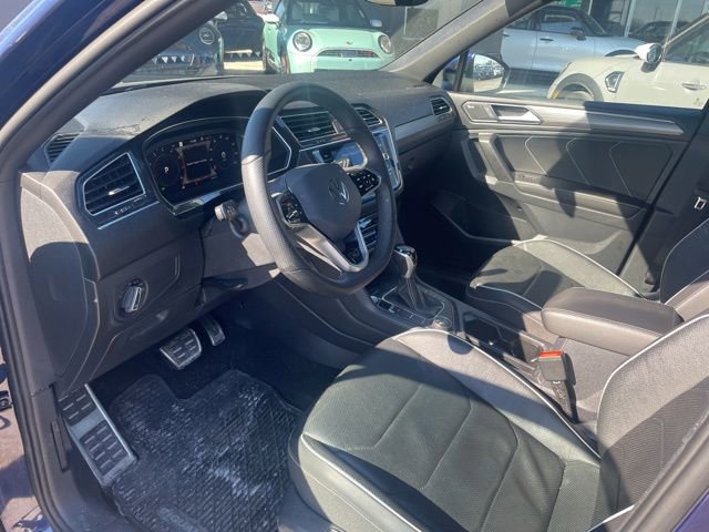 Used 2022 Volkswagen Tiguan SEL R-Line image 13