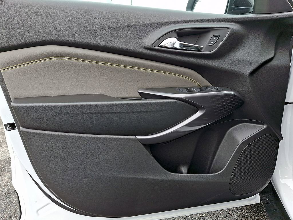 New 2026 Chevrolet Trax ACTIV w/ Driver Confidence Package FWD image 8