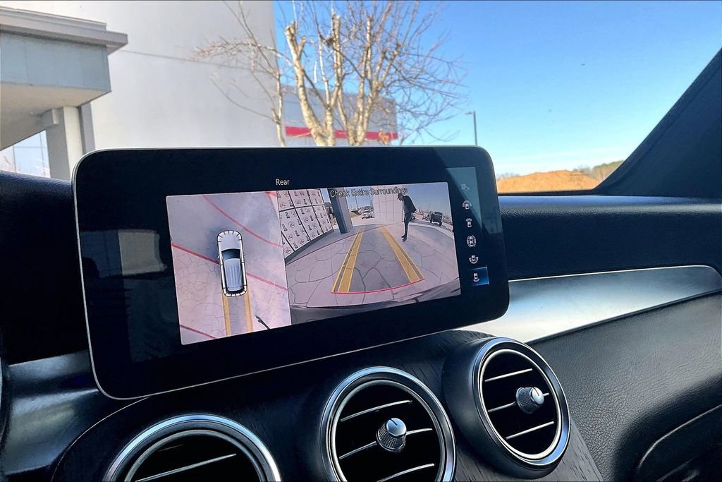 Used 2020 Mercedes-Benz GLC 300 4MATIC image 13