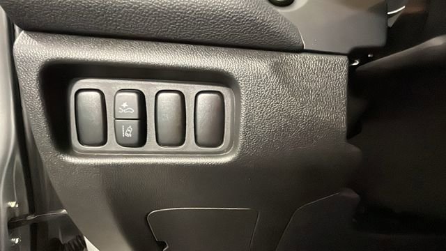 Used 2025 Mitsubishi Outlander Sport ES AWD/4WD image 19
