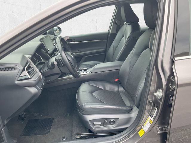 Used 2024 Toyota Camry XSE FWD image 11