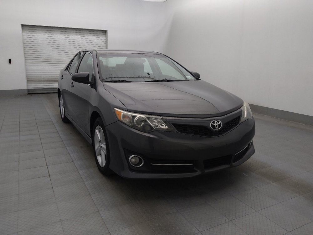 Used 2014 Toyota Camry SE image 13