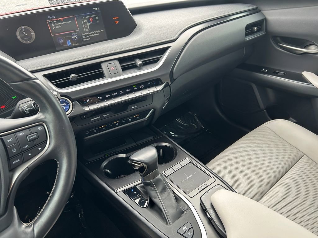 Used 2022 Lexus UX 250h w/ Premium Package AWD/4WD image 19