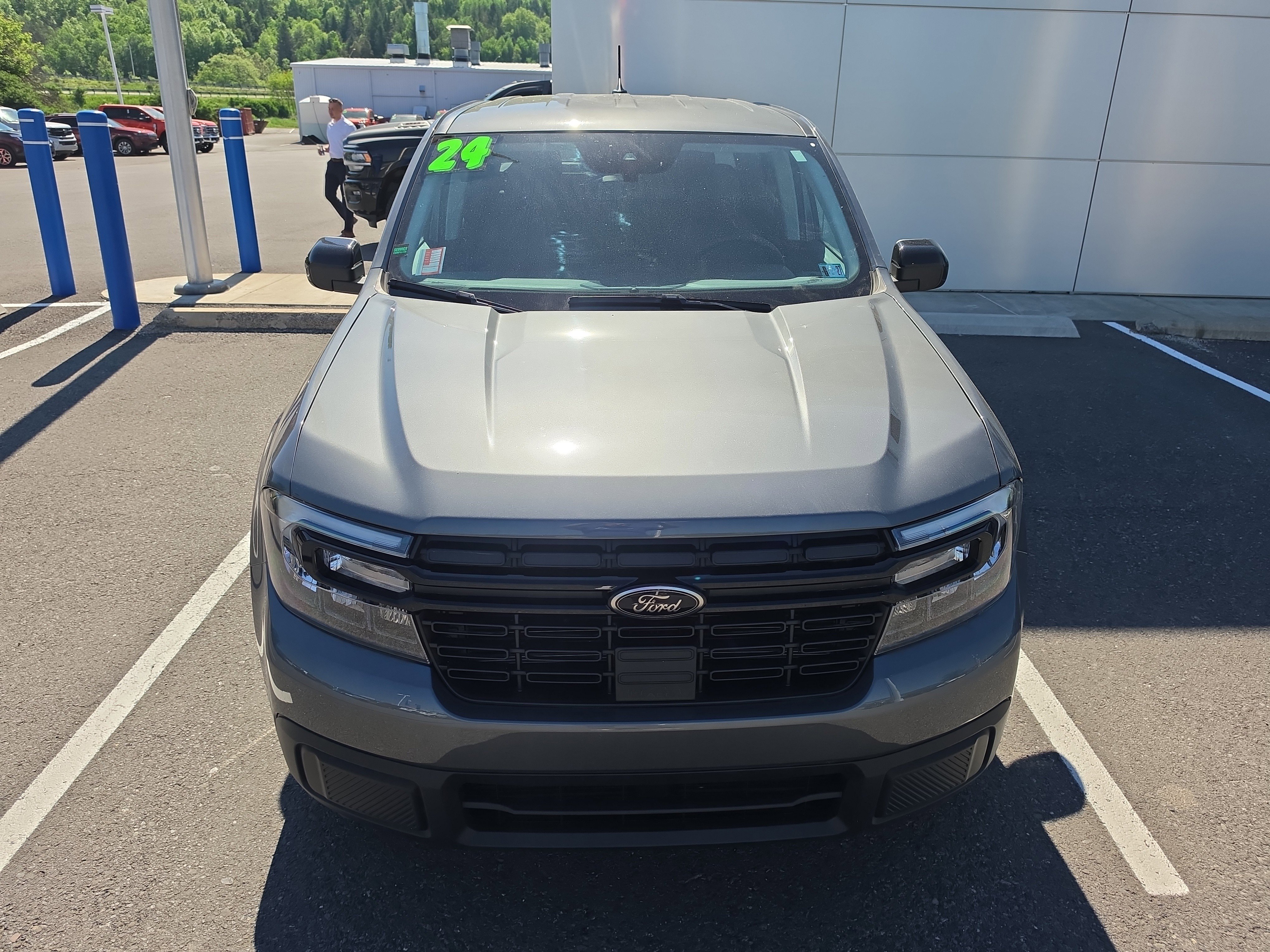 Used 2024 Ford Maverick Lariat w/ Black Appearance Package AWD/4WD image 9