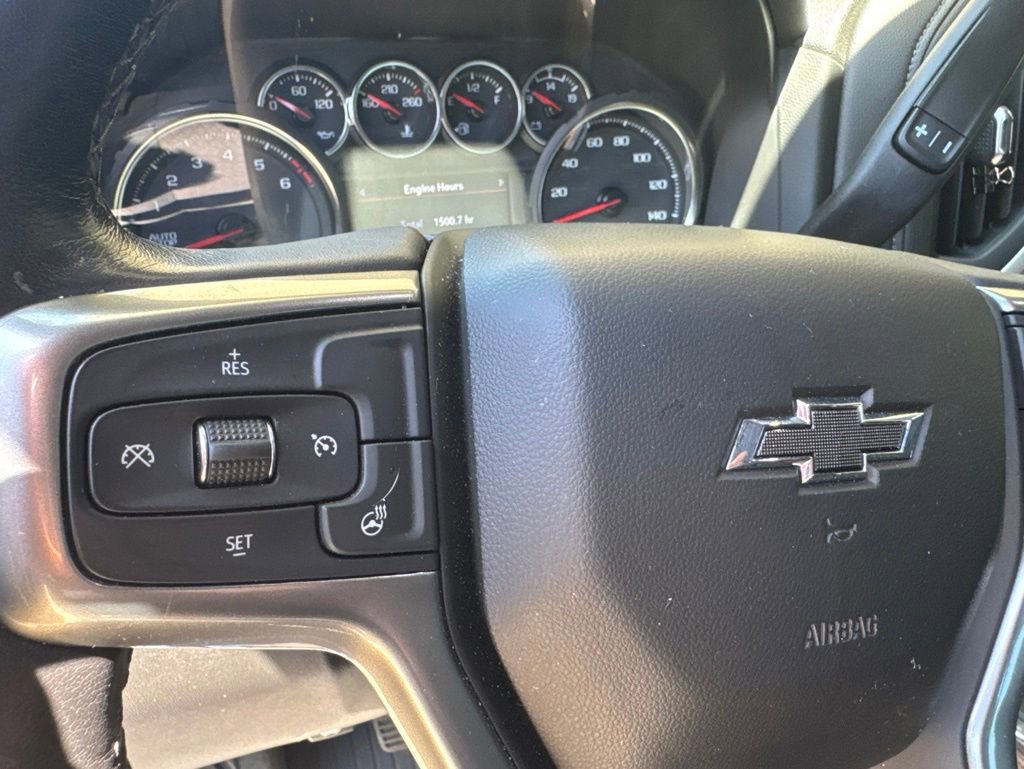 Used 2021 Chevrolet Silverado 1500 LT Trail Boss w/ Convenience Package II AWD/4WD image 16