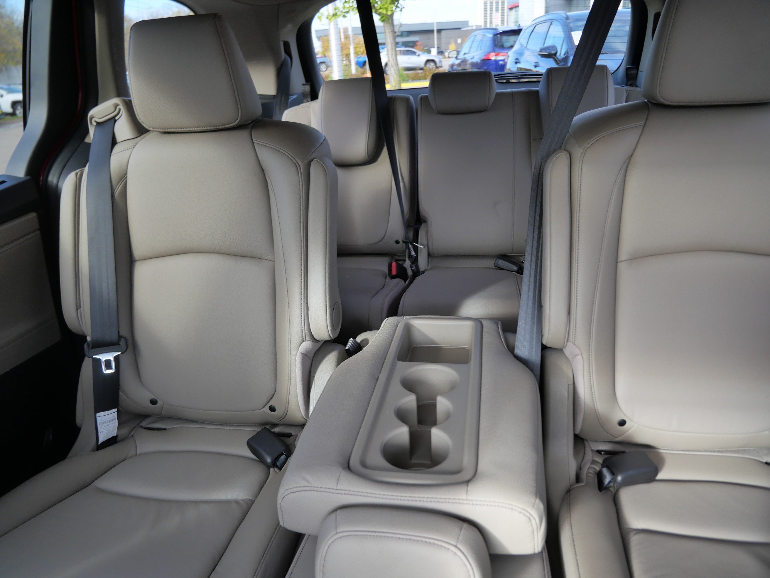 Used 2024 Honda Odyssey EX-L image 13