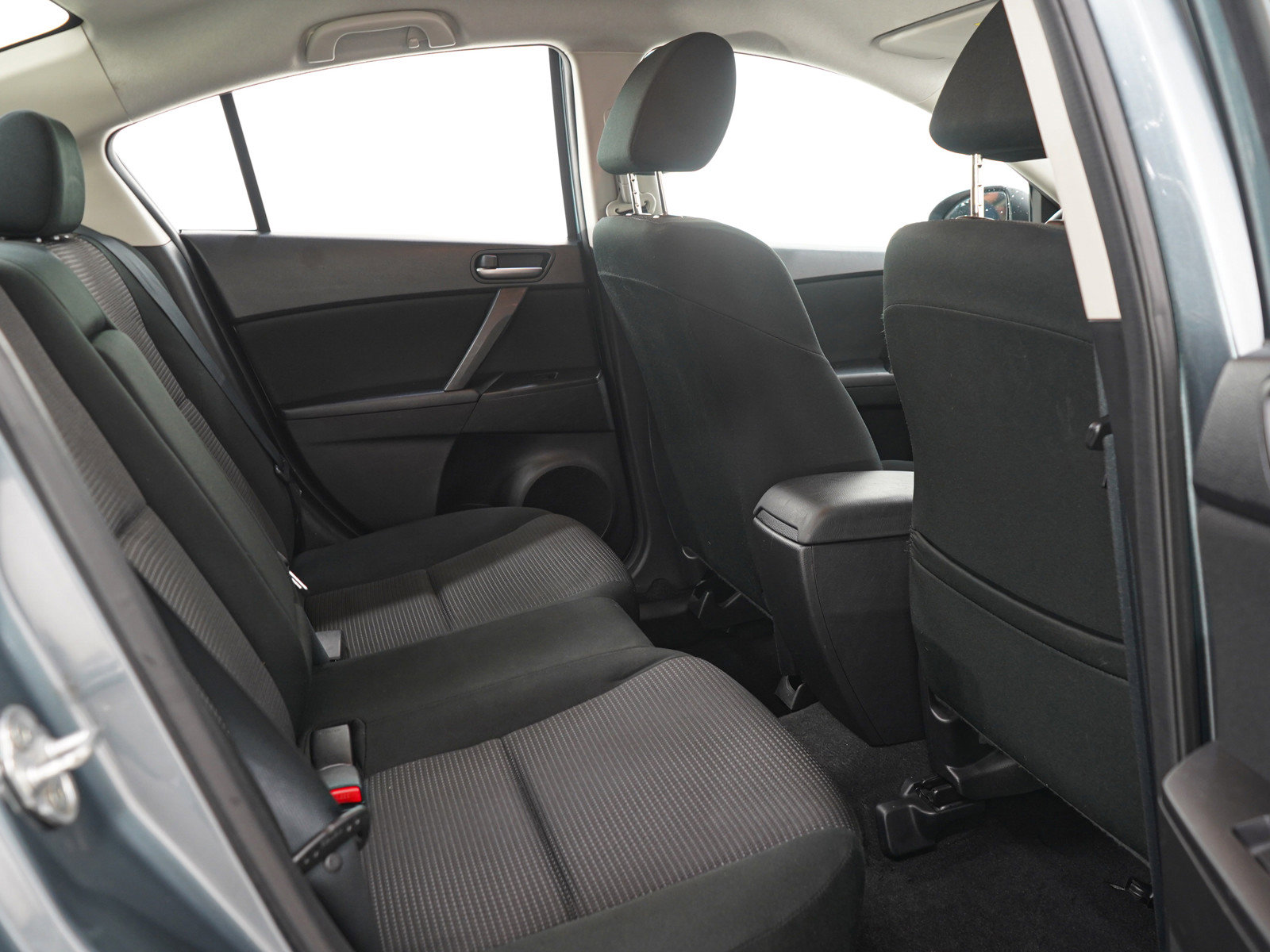 Used 2012 MAZDA MAZDA3 i Touring FWD image 12