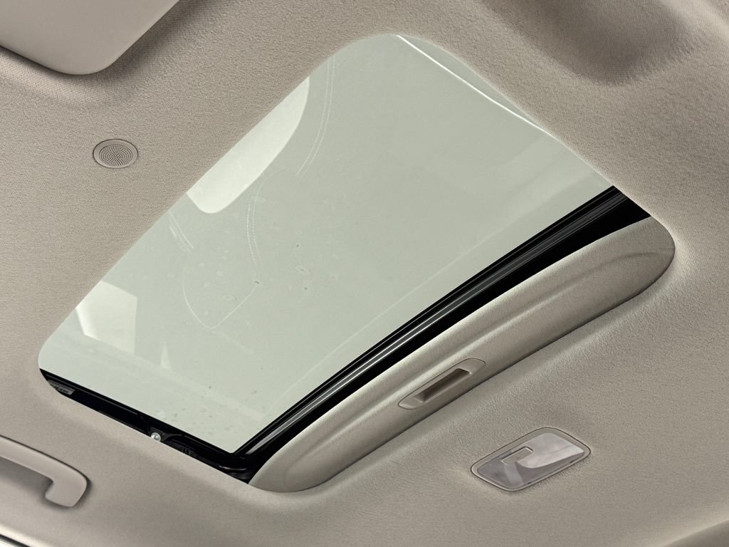 Certified 2026 Hyundai Venue SEL FWD image 18