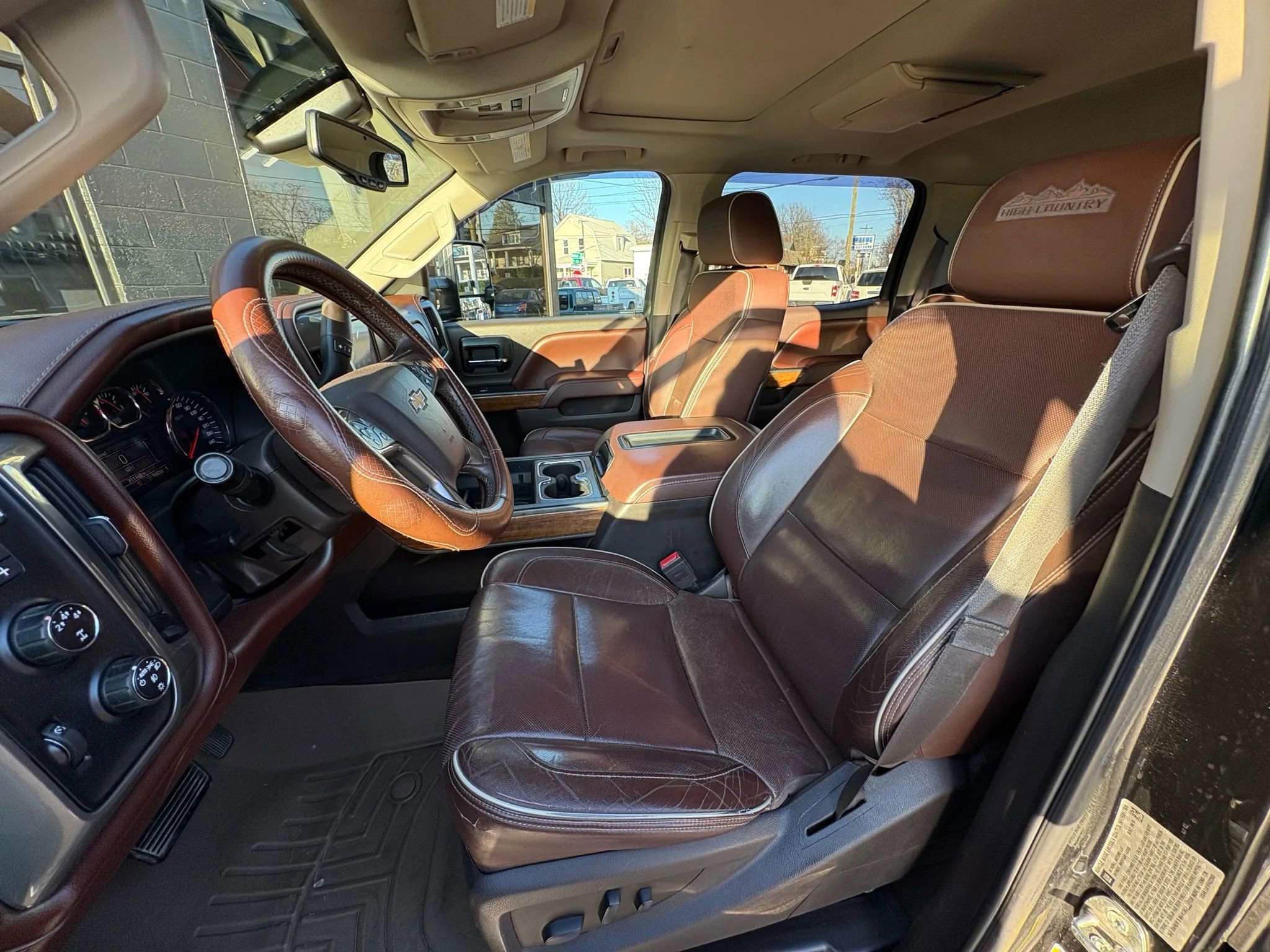 Used 2015 Chevrolet Silverado 3500 High Country w/ Duramax Plus Package image 12