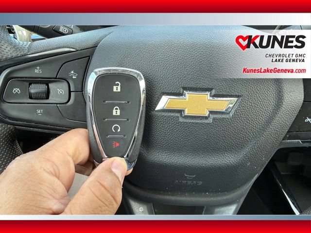 Used 2025 Chevrolet Trax LT FWD image 22