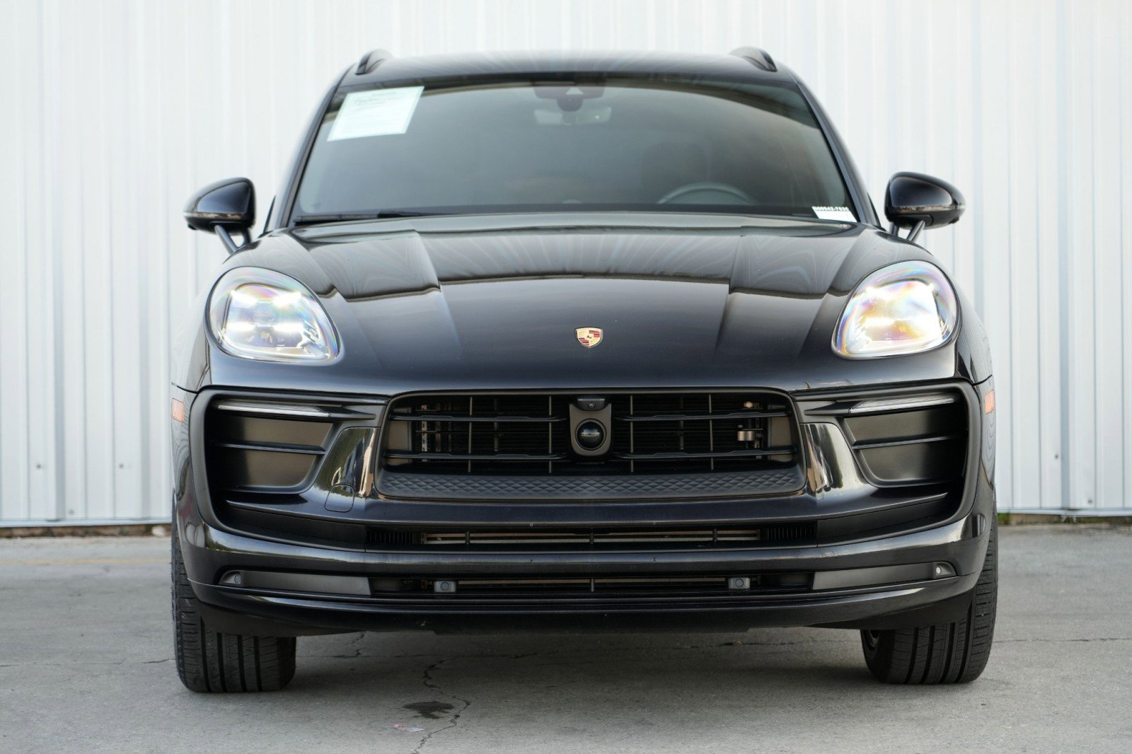 Used 2024 Porsche Macan image 7