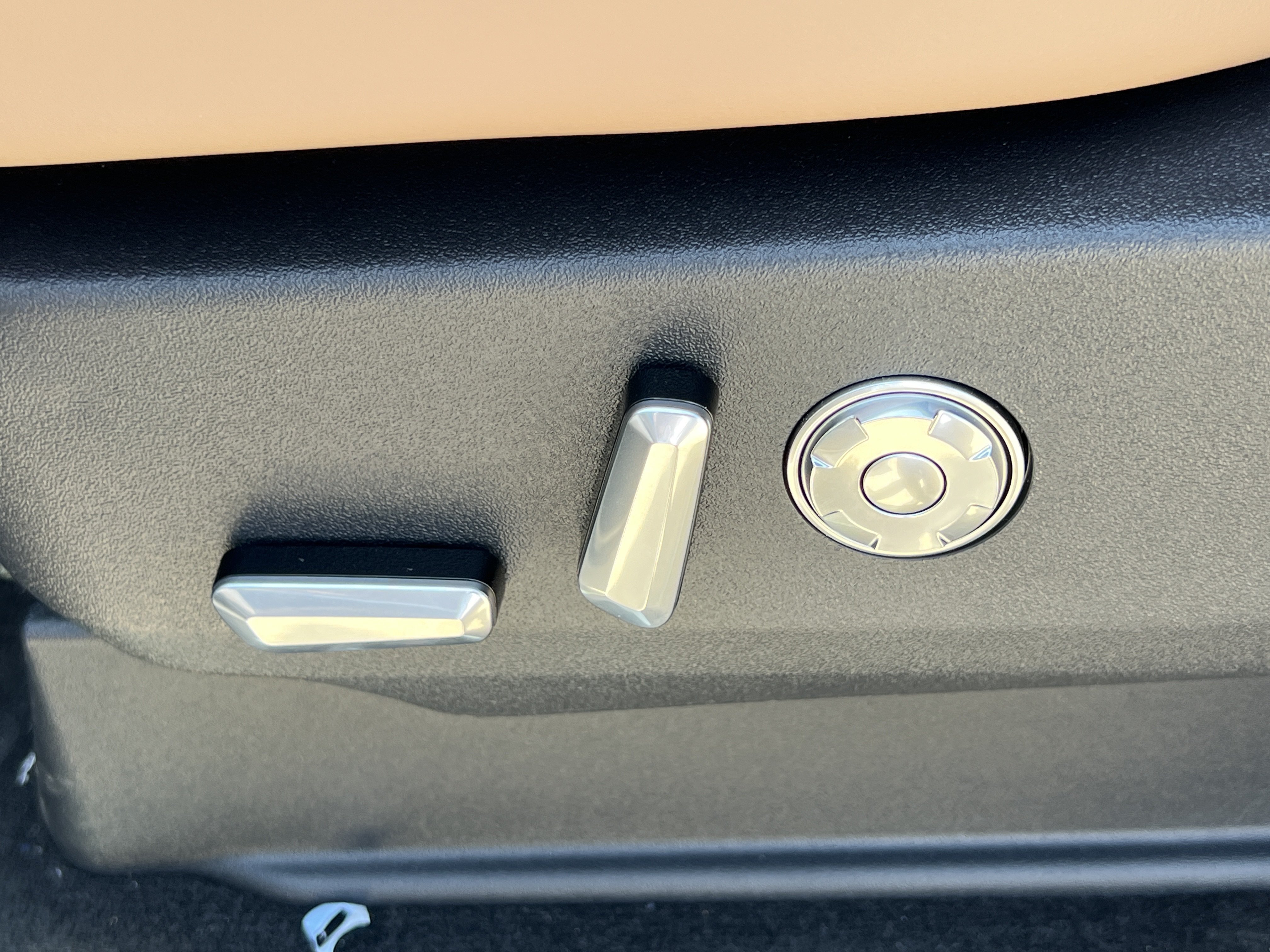New 2026 Lincoln Navigator Black Label AWD/4WD image 19