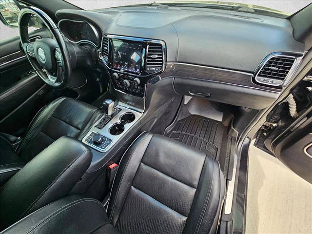 Used 2020 Jeep Grand Cherokee Overland AWD/4WD image 22